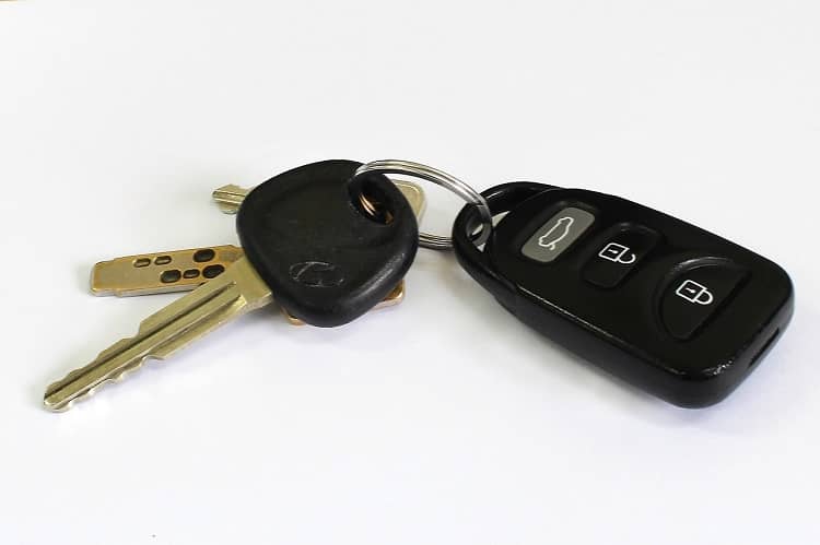 como crear copia de llave de coche